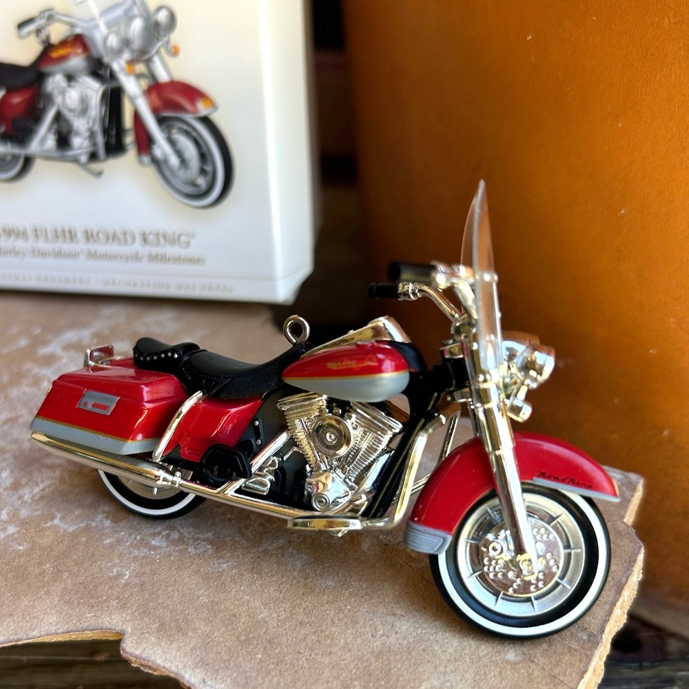 Harley-Davidson Red & Silver 1994 FLHR Motorcycle Hallmark Ornament New in Box
